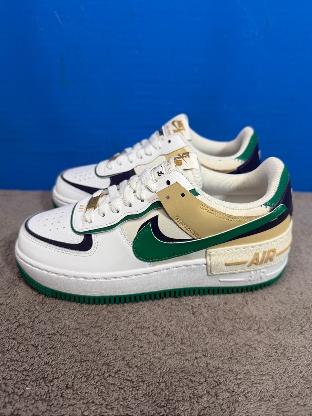 Nike Air Force 1 w shadow 
brand new